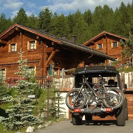 帕克小屋村公寓