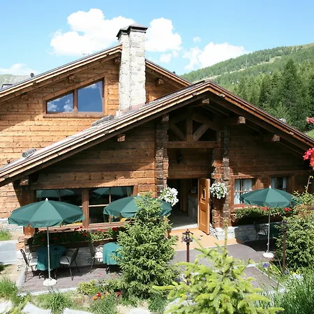 帕克小屋村公寓 3*