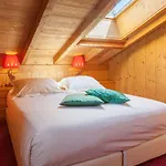 Park Village 4*