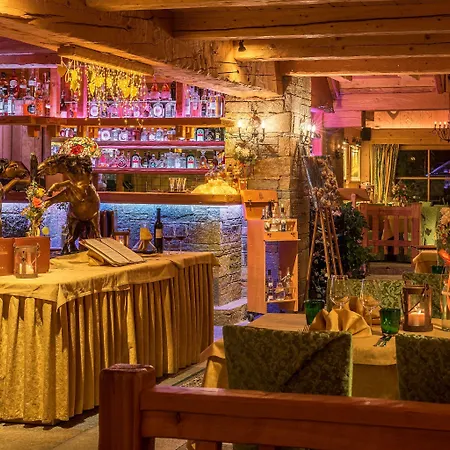Lägenhetshotell Park Village 4*
