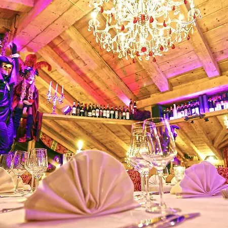 Apart-hotel Park Village 3*