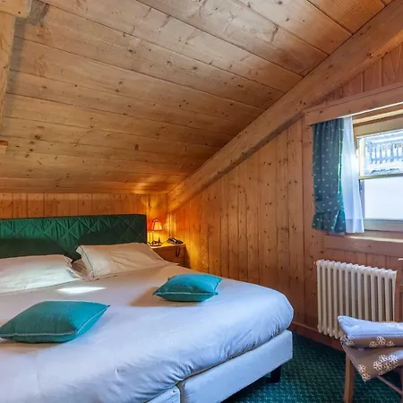 Park Village Aparthotel 3*